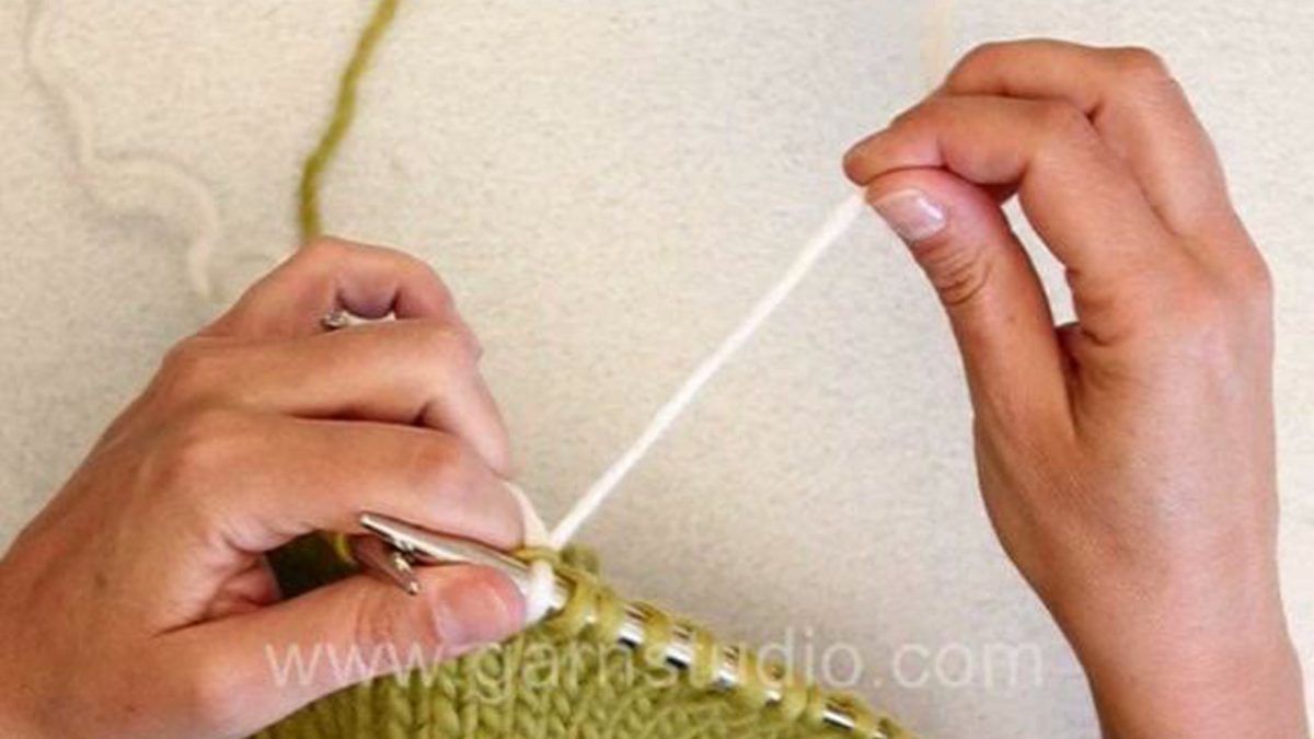 How to weave in ends