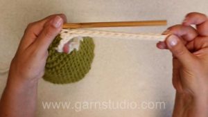 How to crochet a tie string
