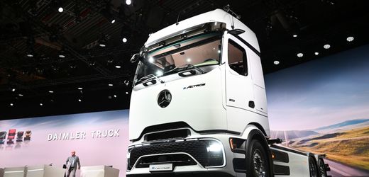 lkw-hersteller:-daimler-truck-und-volvo-planen-joint-venture-fur-software