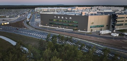 tesla:-grunheide-stimmt-fur-ausbau-des-werks