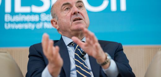 ezb:-vizeprasident-luis-de-guindos-signalisiert-zinssenkung-um-25-basispunkte