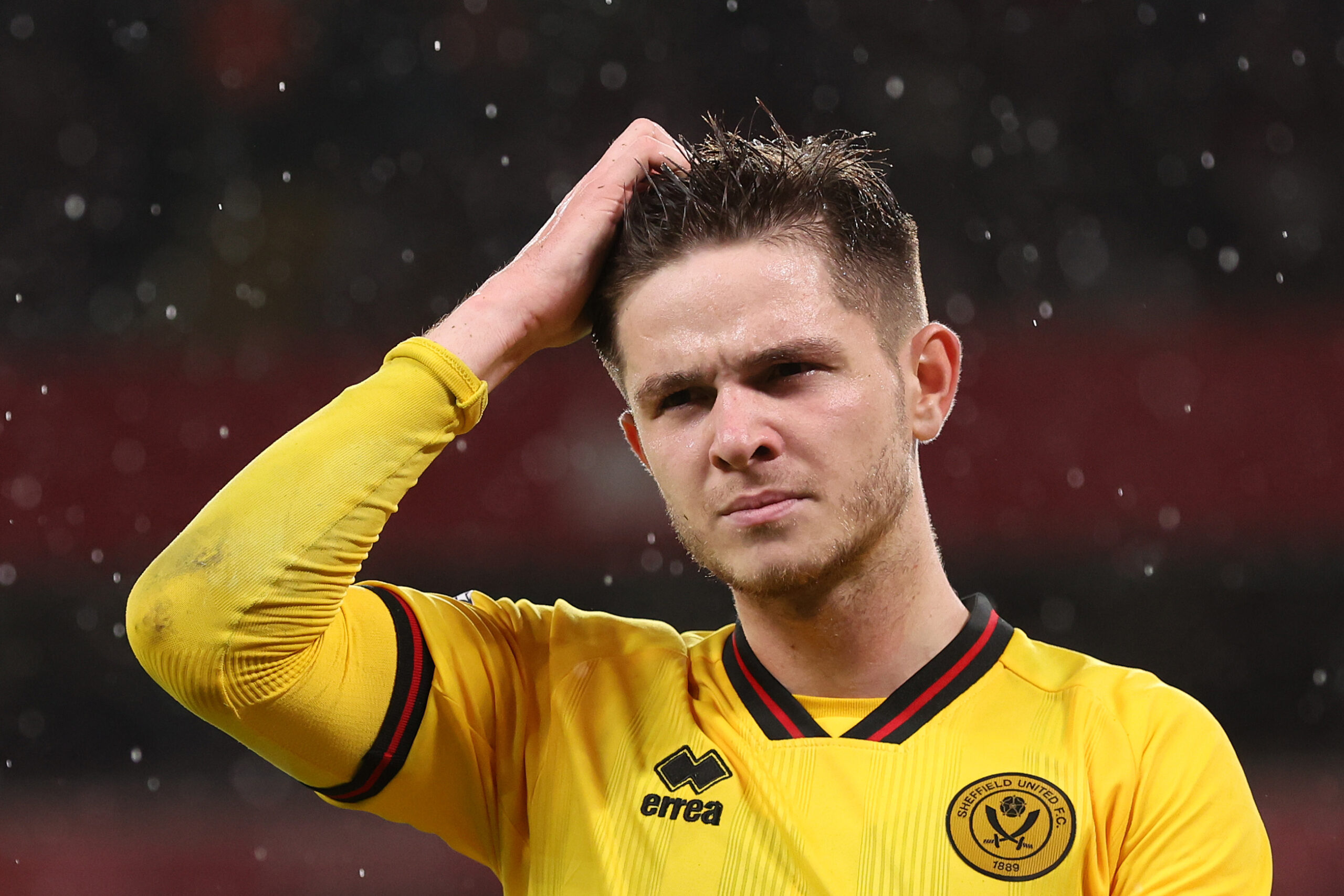 update-on-the-future-of-this-manchester-city-midfielder:-should-pep-keep-hold-of-him?