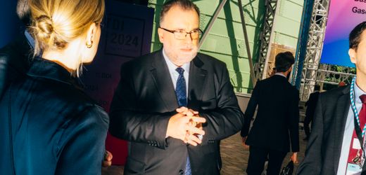 (m+)-siegfried-russwurm:-wie-der-bdi-chef-sich-vom-barchen-zum-grimmigen-baren-wandelte