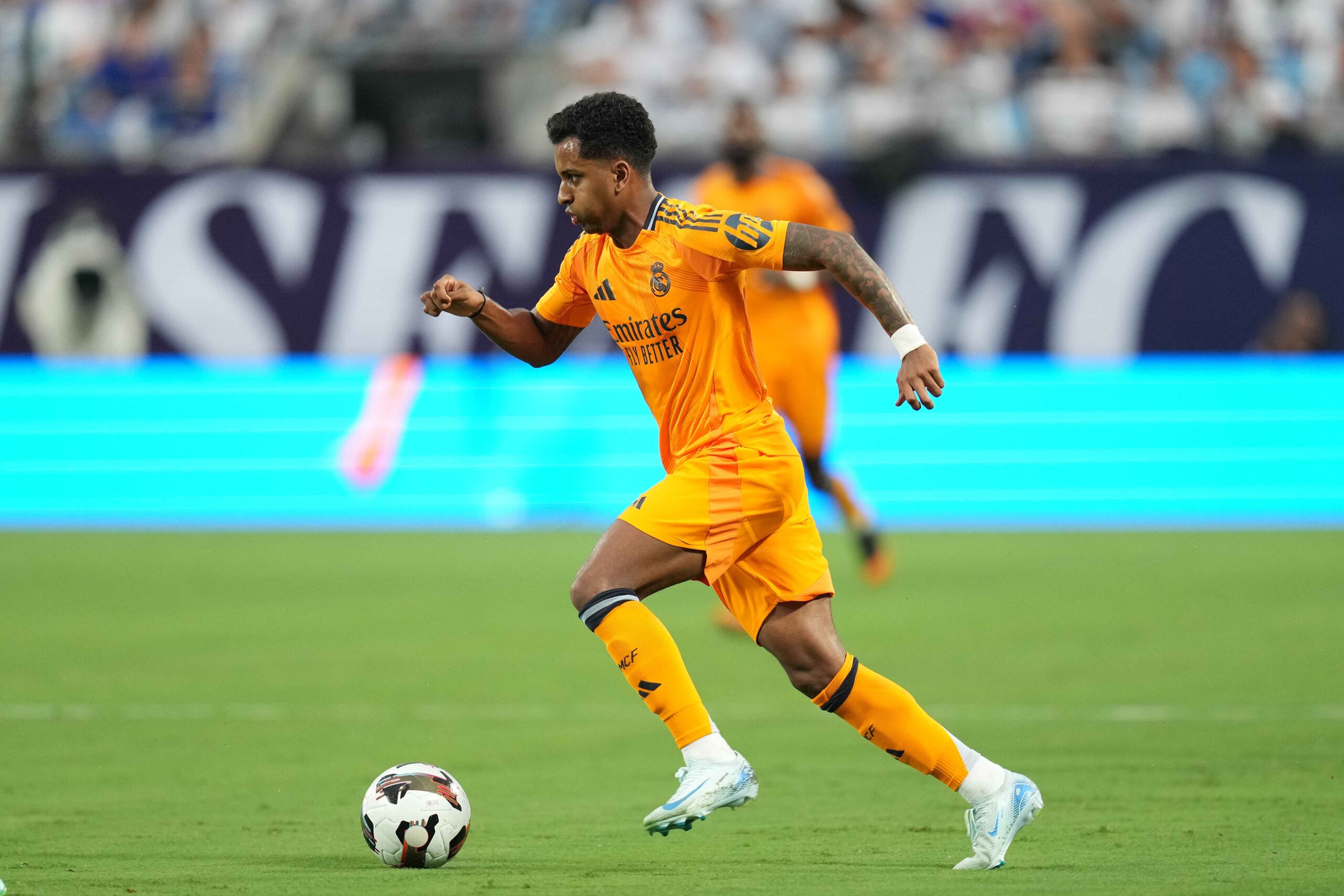 real-madrid-forward-is-generating-interest-from-england:-can-ancelotti-afford-to-lose-him?