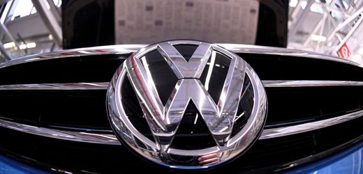 vw-manager-fordern-millionen-schadenersatz-vom-autobauer