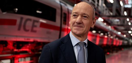 dax-chefs-roland-busch,-ola-kallenius-und-christian-sewing-fordern-weniger-regulierung