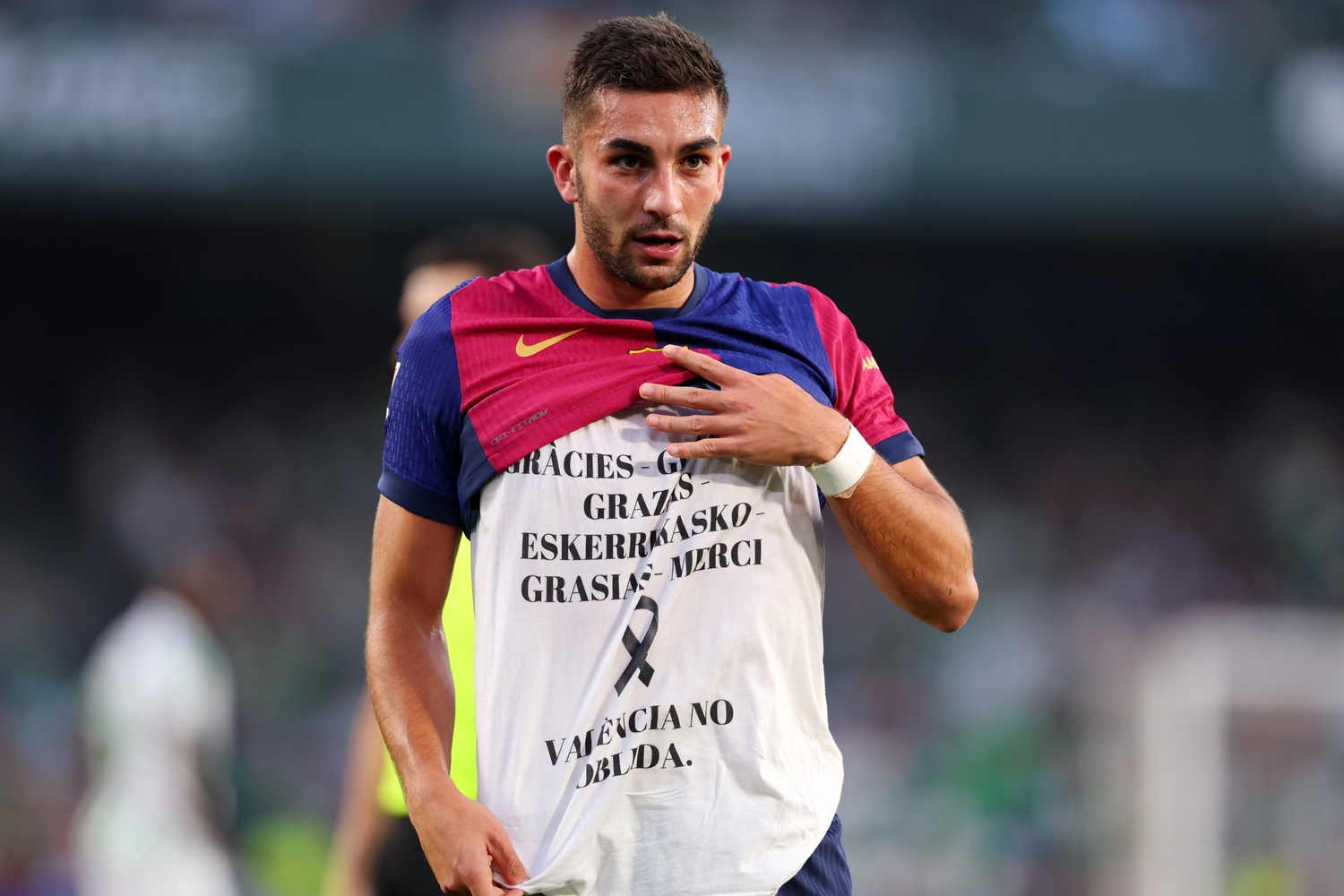 arsenal-will-be-looking-for-the-versatile-barcelona-attacker-in-the-summer:-a-good-move?