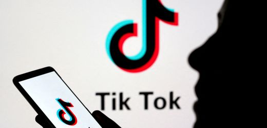 tiktok:-trump-signalisiert-mehr-zeit-fur-verkaufsverhandlungen,-app-zuruck-in-den-stores