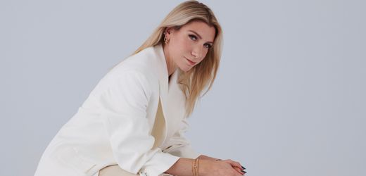 meinung:-cartier-armreif-„juste-un-clou“-im-style-check:-die-rolex-junger-frauen