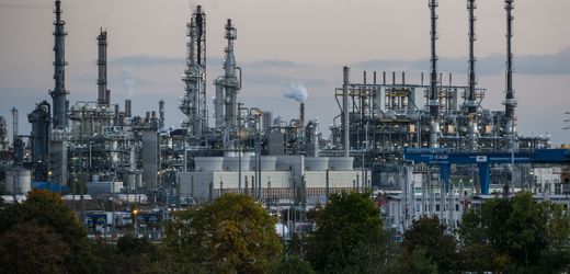 basf:-chemiekonzern-aus-ludwigshafen-verhandelt-mit-betriebsrat-uber-neue-standortvereinbarung