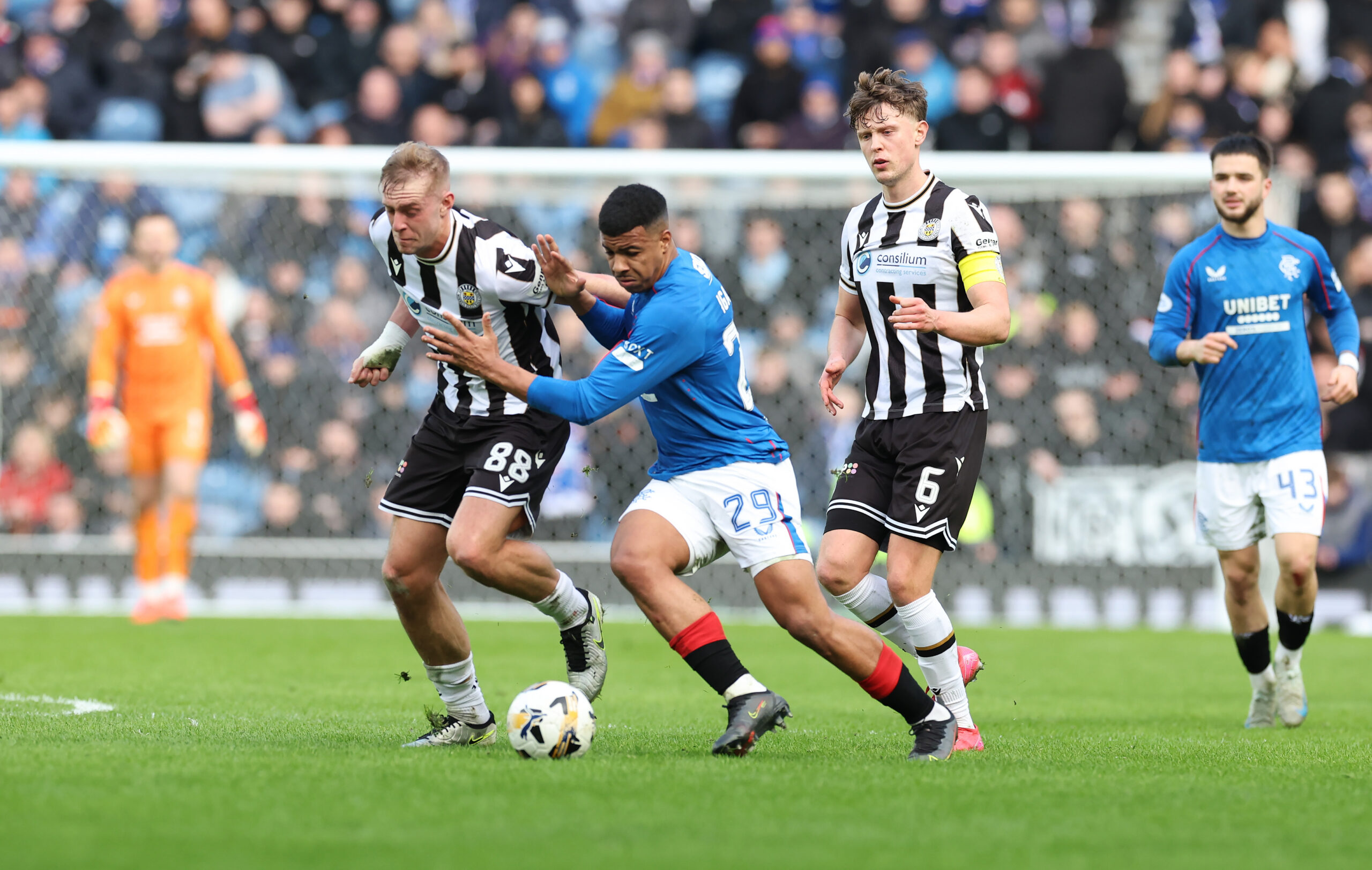 cerny-gets-7,-dessers-with-5-|-rangers-players-rated-in-their-defeat-against-st-mirren