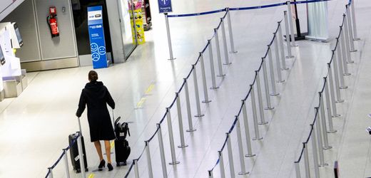 verdi:-warnstreiks-legen-groste-flughafen-in-nrw-lahm