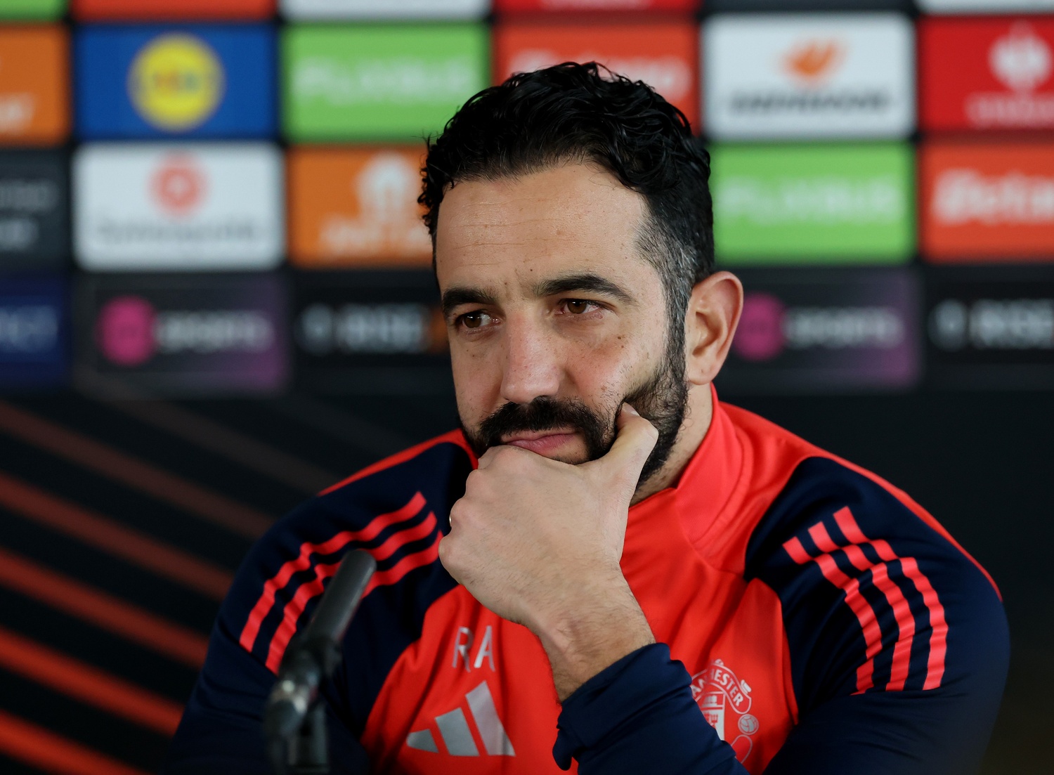 bruno-fernandes-to-start?-|-3-4-2-1-manchester-united-predicted-lineup-against-ipswich-town