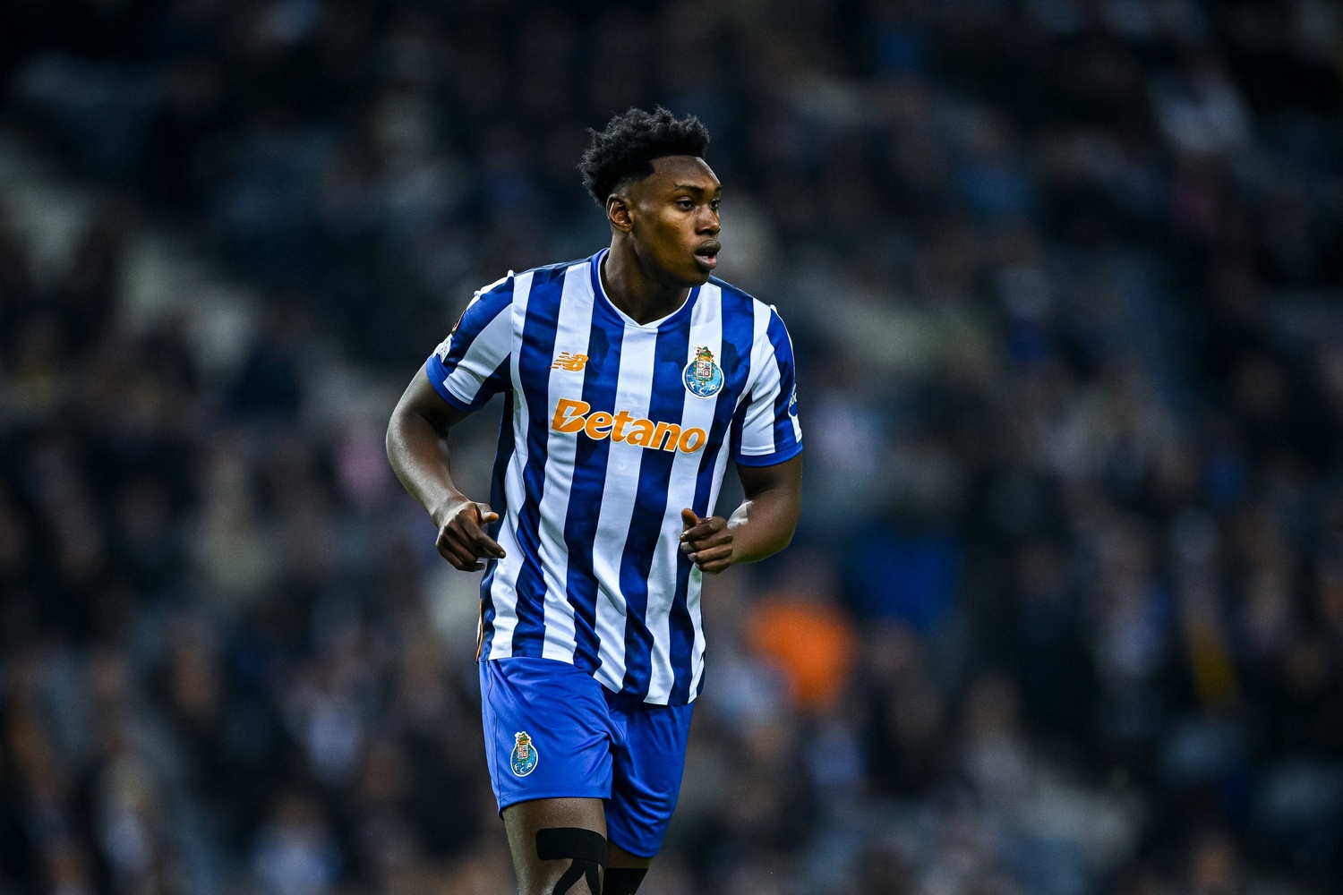 aston-villa-want-to-sign-the-fc-porto-striker:-good-option-for-villa?