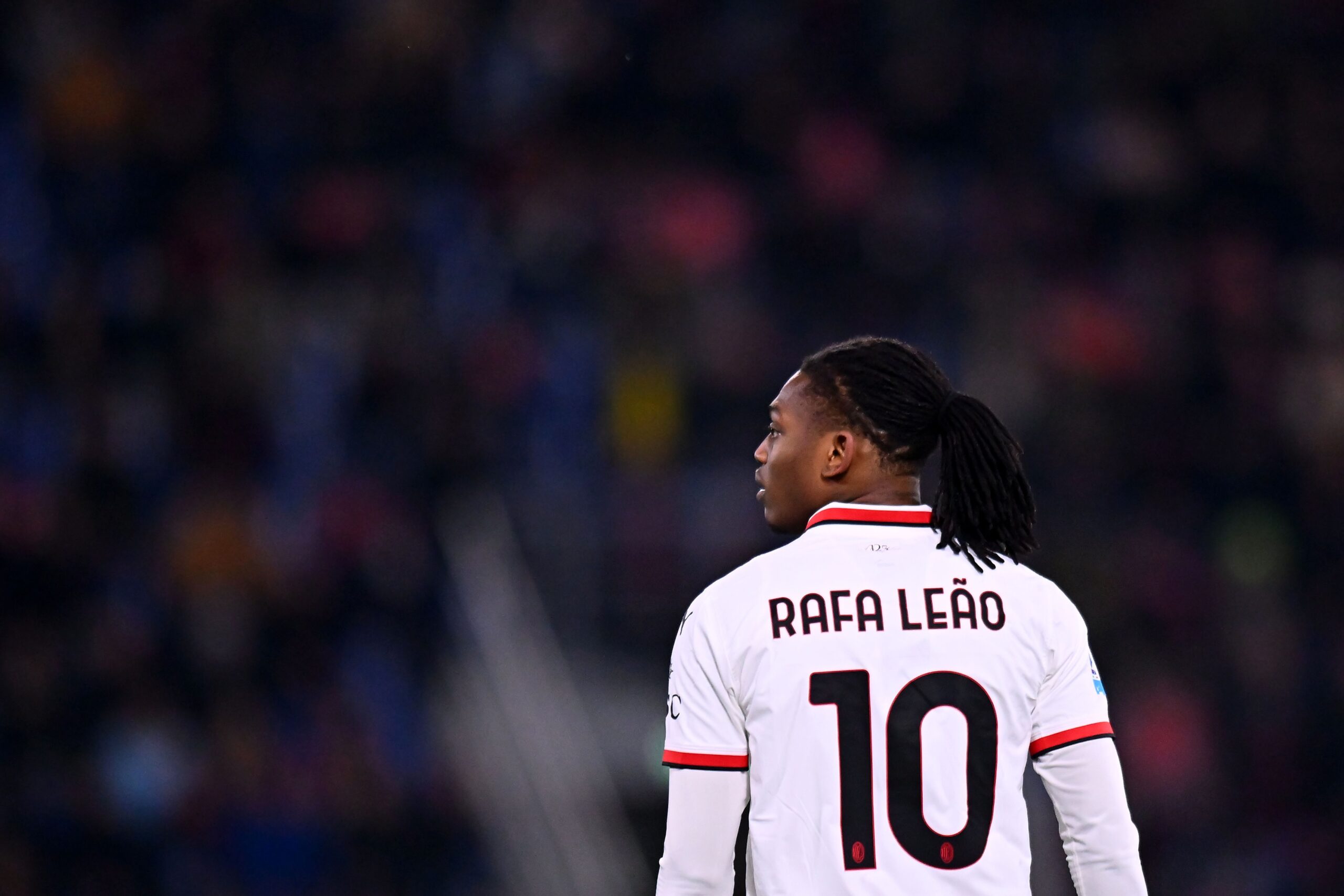 Chelsea Want To Sign This AC Milan Winger: Will The Move Be Possible?