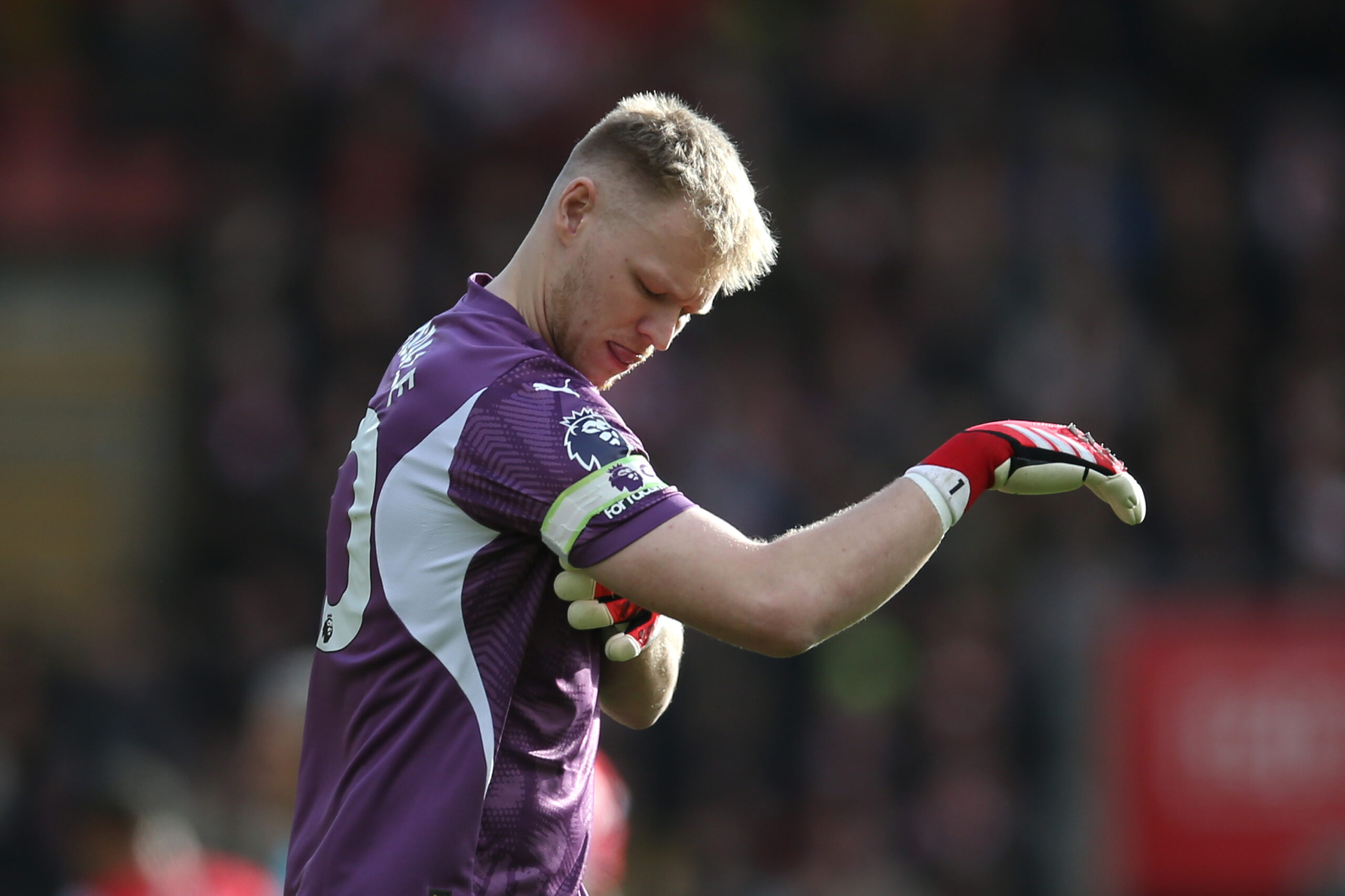 southampton-goalkeeper-wants-to-join-chelsea:-good-move?