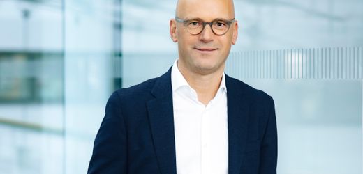 (m+)-douglas:-finanzchef-mark-langer-wird-ausgewechselt