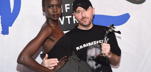 demna-gvasalia:-kreativkopf-von-balenciaga-soll-gucci-retten-–-borse-winkt-ab