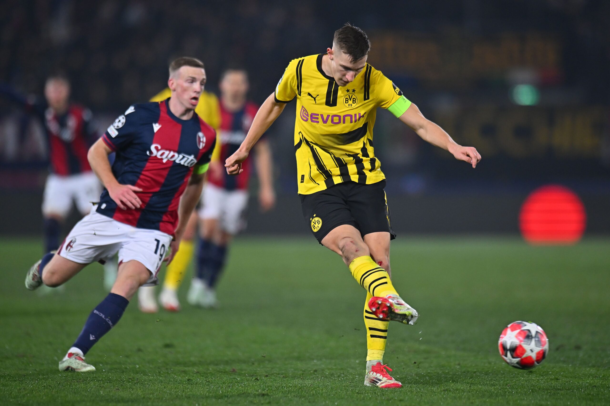 liverpool-eyeing-summer-swoop-for-this-german-centre-back:-long-term-replacement-for-van-dijk?