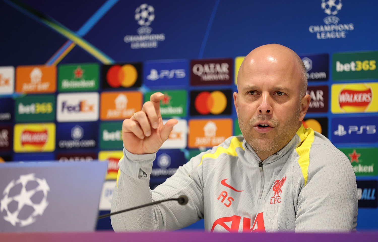 liverpool-want-to-sign-the-newcastle-striker-and-brighton-defender