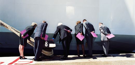 lassen-sie-uns-uber-nichtigkeiten-sprechen!