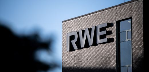 rwe:-energiekonzern-fahrt-investitionsplane-fur-die-nachsten-jahre-zuruck