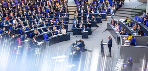 meinung:-eine-kolumne-von-henrik-muller:-wie-konnen-wir-uns-all-die-schulden-leisten?