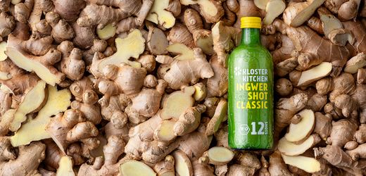 saft-markt:-wie-ingwer-shots-von-kloster-kitchen-herstellern-wie-voelkel-zusetzen
