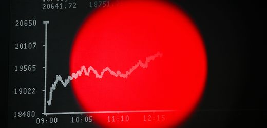 borse:-dax-sturzt-um-bis-zu-10-prozent;-rustungskatien-im-freien-fall;-olpreis-bricht-ein