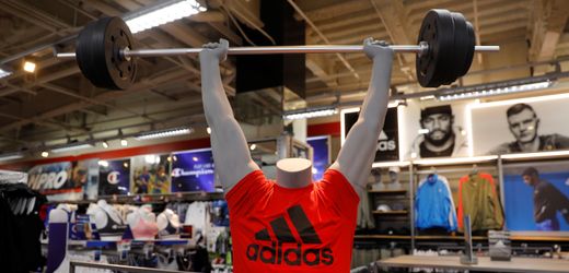 (m+)-sportartikel:-wie-#adidas-und-#puma-auf-die-zolle-von-#donald-trump-reagieren