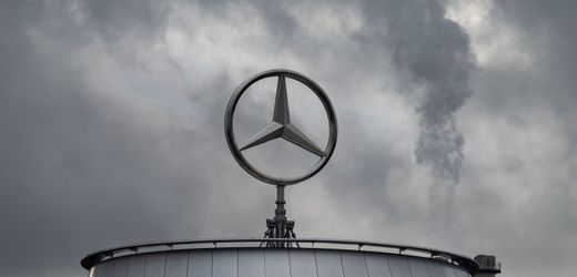 mercedes-verzeichnet-gewinneinbruch:-betriebsgewinn-schrumpft-um-40-prozent