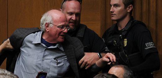 mitbegrunder-von-ben-&-jerry’s-nach-zwischenrufen-im-kapitol-festgenommen