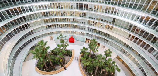 mangelnde-auslastung-wegen-homeoffice:-immer-mehr-firmen-schrumpfen-ihre-buros