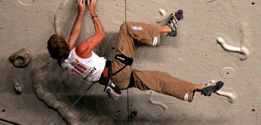 exxpozed:-onlinehandler-meldet-insolvenz-an-–-kunden-verlieren-geld