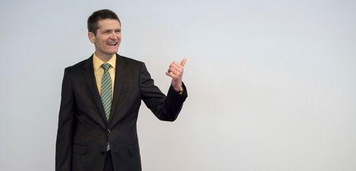 (m+)-allianz:-wer-folgt-auf-oliver-bate-und-jorg-schneider?-die-kandidaten