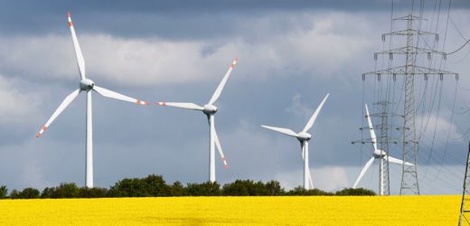 okostrom:-mehr-als-halbe-milliarde-euro-kosten-fur-abregelungen-von-anlagen