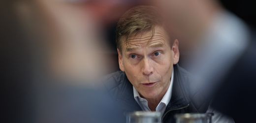 northvolt-labor:-scania-plant-kauf-des-„kronjuwels“-von-batteriehersteller