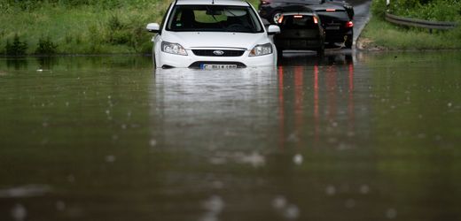 versicherer:-1,3-milliarden-unwetterschaden-an-autos