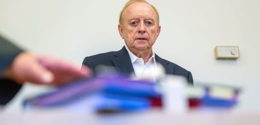 alfons-schuhbeck-vor-gericht:-glaubiger-fordern-27-millionen-euro-von-den-firmen-des-starkochs