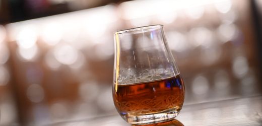 handelskonflikt:-china-setzt-zolle-auf-eu-weinbrand-in-kraft