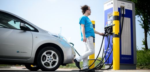 rekordhoch-bei-neuzulassungen-von-e-autos