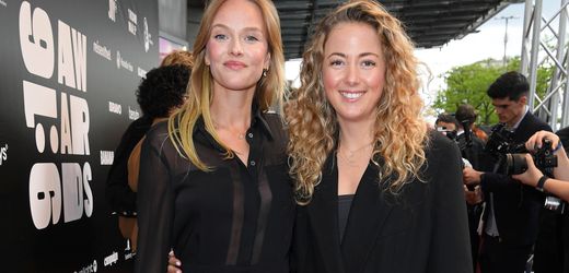 (m+)-madonna-lies-zwei-berliner-grunderinnen-mit-ihrem-start-up-saint-sass-abheben