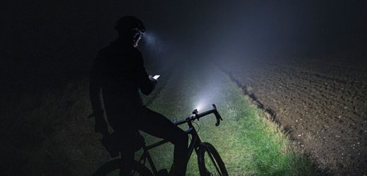 meinung:-fahrrad-training:-das-brauchen-sie,-wenn-sie-mit-dem-rennrad-durch-die-nacht-fahren