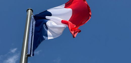 frankreich:-fitch-stuft-bonitat-ab.-droht-jetzt-der-ausverkauf-bei-frankreichs-staatsanleihen?