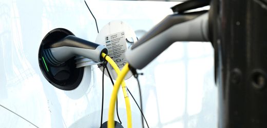 hohe-verkaufszahlen:-e-auto-boom-in-grosbritannien