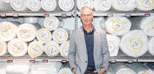 (m+)-ikea:-wie-das-danische-familienunternehmen-jysk-den-mobel-riesen-angreifen-will