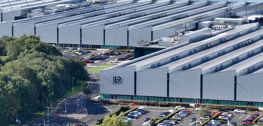 jaguar-land-rover-nimmt-produktion-wieder-auf