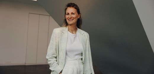 (m+)-familienunternehmen:-eos-ceo-uber-einstieg-ins-rustungsgeschaft-und-steuerpolitik