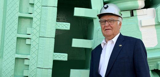 schwanau:-herrenknecht-grunder-lasst-blumenkubel-entfernen-und-stellt-sie-auf-firmengelande