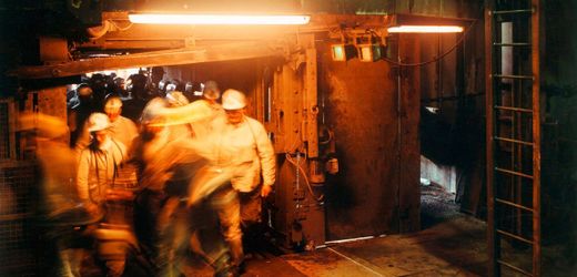 (m+)-rag-stiftung:-wie-deutschlands-wichtigste-stiftung-milliarden-vernichtet